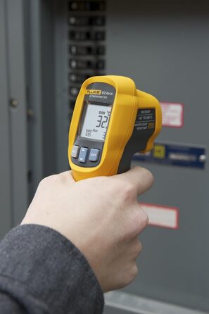 Інфрачервоний лазерний термометр Fluke 62 Max - вимірювання температури, компактний, надійний