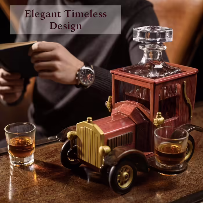 Kemstood Whiskey Decanter (945 ml) - Decanter Set with Crystal Glasses and Vintage Car Stand by Kemstood - Personalized Set for Men - Bar Accessories for Alcohol - Whiskey Gift Set