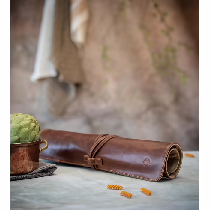 Angus Stoke Chef's Messer Roll Leather | Premium Large Chef's Knife Roll | Knife Bag for Chef's Knives with Extra Pocket & Zipper | Chef's Bag Nils (Mahogany)