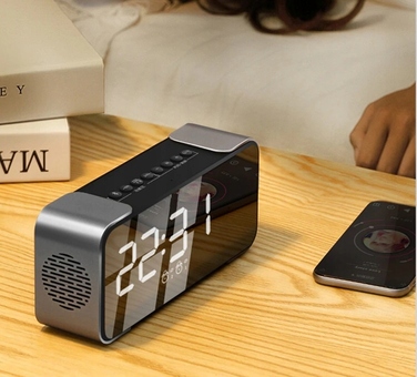 Молодіжний будильник-радіо з Bluetooth-динаміком та LED-підсвіткою
