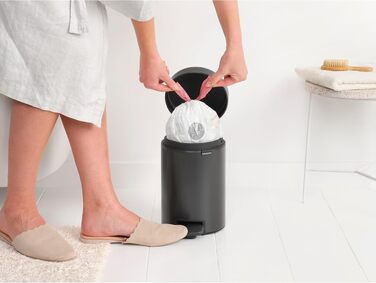 Сміттєвий відер Brabantia NewIcon для ванної кімнати з педаллю та кришкою, 3 л, сірий (Confident Grey)