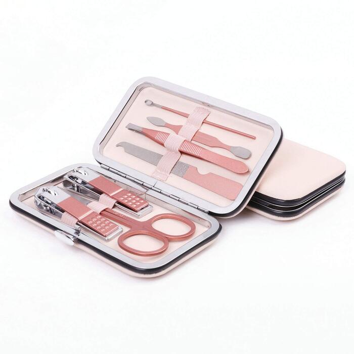 Набір для манікюру та педикюру 18 предметів з кейсом з червоного золота
