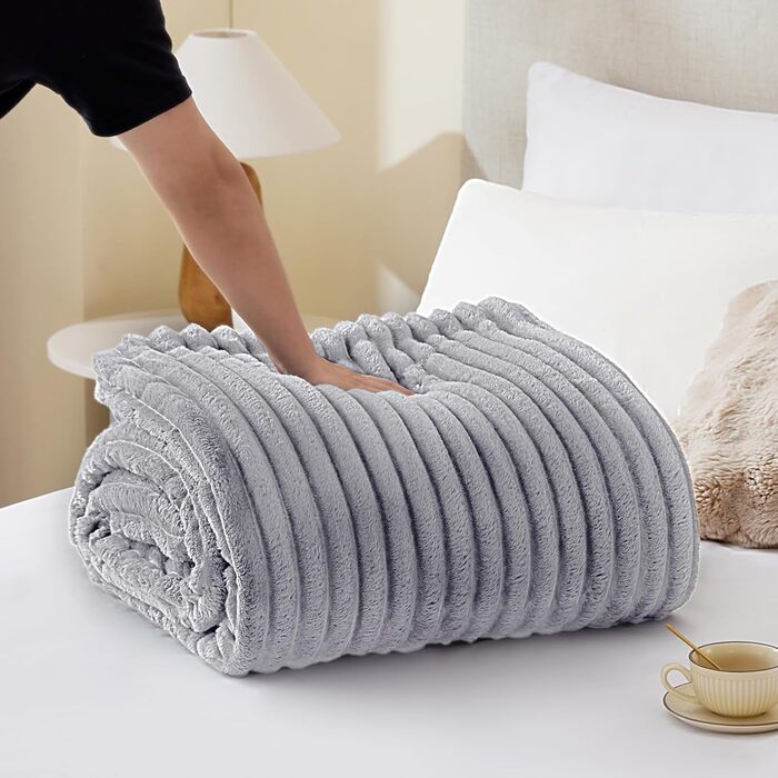 Плед Sherpa WAVVE: теплий, м'який, великий (150x200 см)