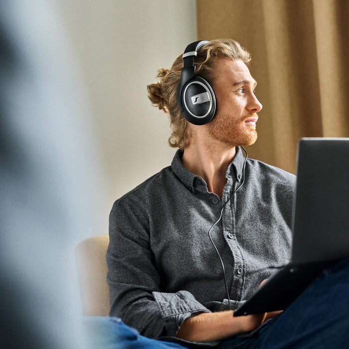 Навушники Sennheiser HD 599 Special Edition – відкритий тип, чорний колір