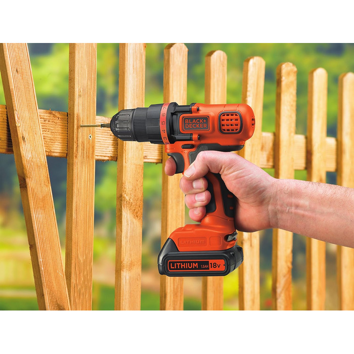 Акумуляторний дриль-шуруповерт Black+Decker BDCDC18K (18V, Li-Ion, LED, планетарне передаточне число, SoftGrip)