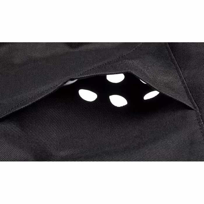 Amazon Basics Gas Grill Cover, for Outdoor Use, Water-Resistant, 137 x 66 x 117 cm (L x W x H), Black
