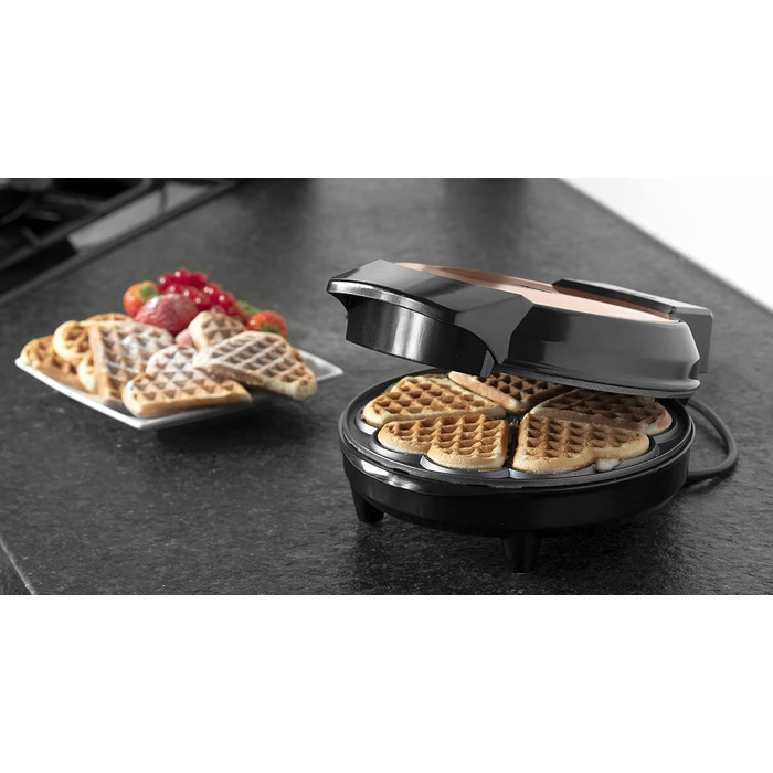 Bestron Heart-Shaped Waffle Maker - Copper Finish, 700W Non-Stick Waffle Iron
