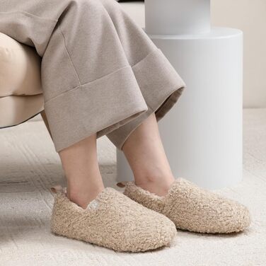 Жіночі домашні тапочки RockDove Puff-Ease з штучного хутра, закритий задок, 38 EU, бежеві