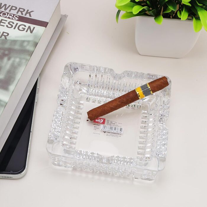 Вінтажна попільничка з металу з кришкою, вітрозахисна, зі скляною кулею. Портативна для дому, вулиці, готелю, офісу. Декоративний предмет, подарунок (прозора)