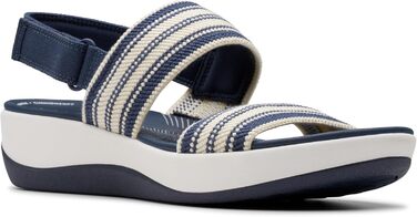 Сандалі Clarks Arla Stroll для дівчаток (36.5 EU, широка колодка, темно-синій з малюнком)