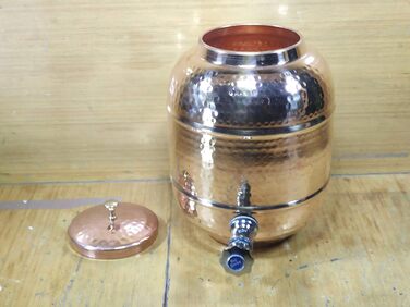 Ручний диспенсер для води з чистої міді 4 л Matka Ayurveda, набір із 2 склянок та пляшки, hammered copper, для зберігання та подачі води