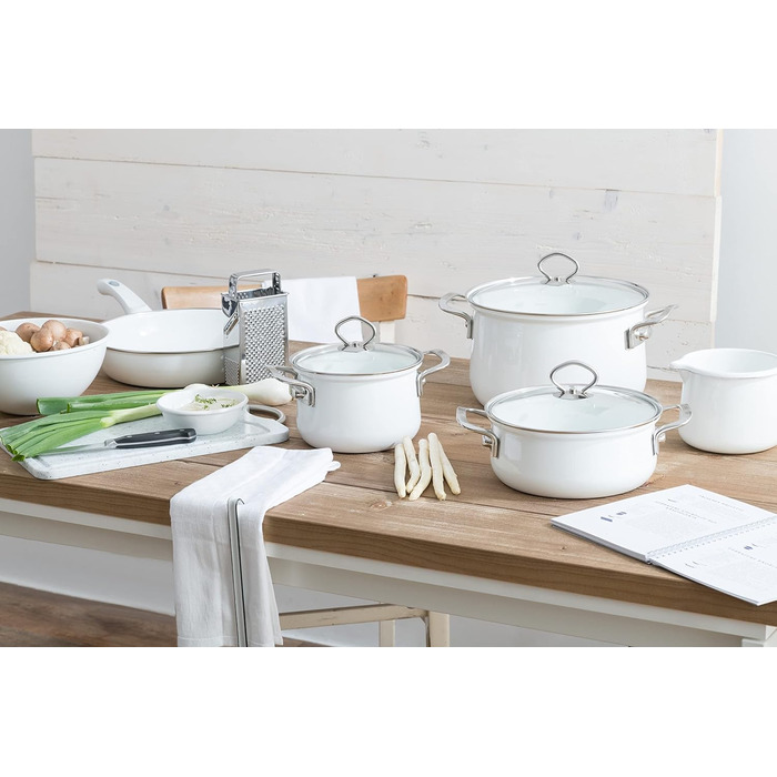 Riess, 0543-033, Flötenkessel Plus, CLASSIC-WHITE, Capacity 2 liters, Diameter 18.4 cm, 3-fold enameled, white, Water kettle, Induction