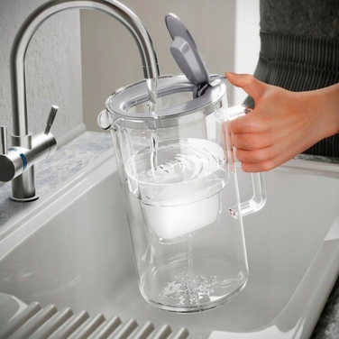 Фільтрувальний глечик Aquaphor Glass, 2,5 л, чорний