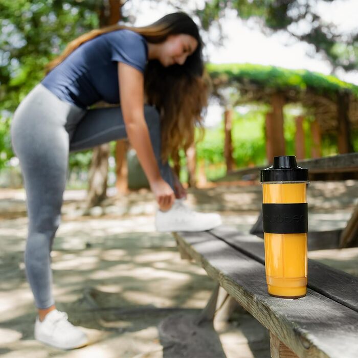 Cecotec Portable Single Blender Power Titanium 300 EasyGo - 350W Ice Crusher with Titanium-Coated Blades, 2 Cooling Tubes, 2 Travel Cups & Lids