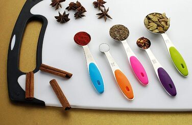 Набір мірних ложок Xingxinrong з нержавіючої сталі (5 ложок) з силіконовою ручкою, з гравіюванням шкали (US та міжнародна)