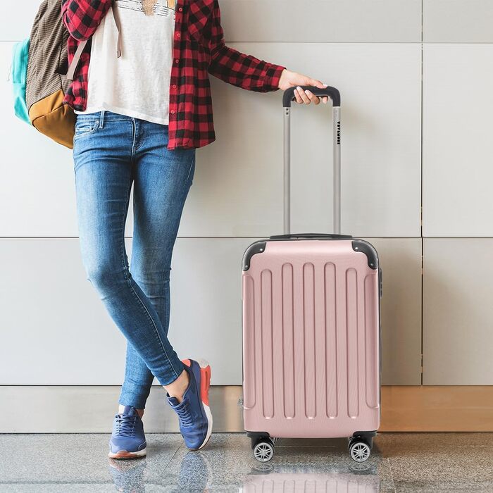 Валіза ручної поклажі TRVLMORE 54x36x20 см, рожева, з колесами
