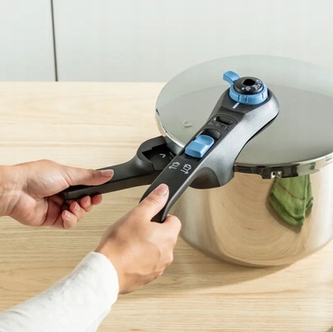 Мультипільча-скороварка Tefal, 6 л, чорна