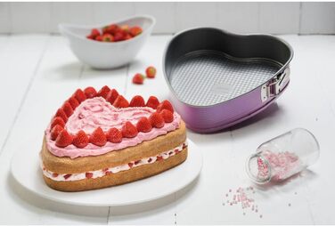 Форма для випічки Zenker Herzspringform серцем, рожева, з антипригарним покриттям, 1 шт.