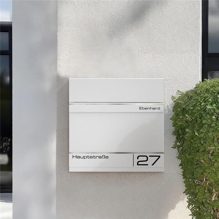 Поштова скринька Metzler Anthrazit RAL 7016 з газетницею та номерним знаком – персоналізована лазерна гравірування, сучасний поштовий ящик з табличкою, водонепроникний та стійкий до іржі | Модель Hermann (RAL 9016)
