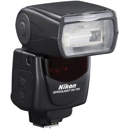 Спалах Nikon SB-700 для цифрових дзеркальних камер Nikon SLR
