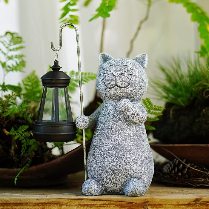 Yeomoo Cat Garden Statues for Outdoors with Solar Lantern – Funny Waterproof Solar Lamp Figure Garden Decor for Outdoors Balcony Terraces Gifts for Women Men Mom Birthday Fairy Garden Grey