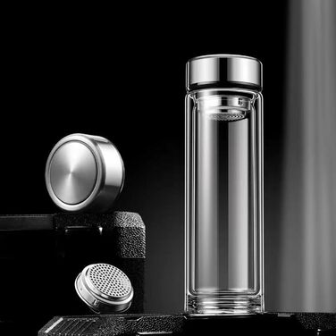 Double-walled glass tea bottle, 1 liter, with 2-in-1 stainless steel strainer for on-the-go use. 1000ml large volume, tea bottle 100% leak-proof, 1 l (350ml single serve).