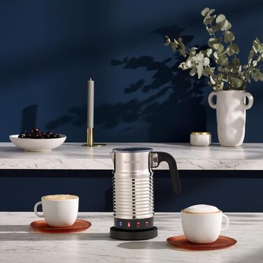 Nespresso Aeroccino 4 - електричний спінювач молока, срібний