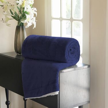 Плед Sherpa Marineblau 130x150см: теплий та м'який плед для дивану