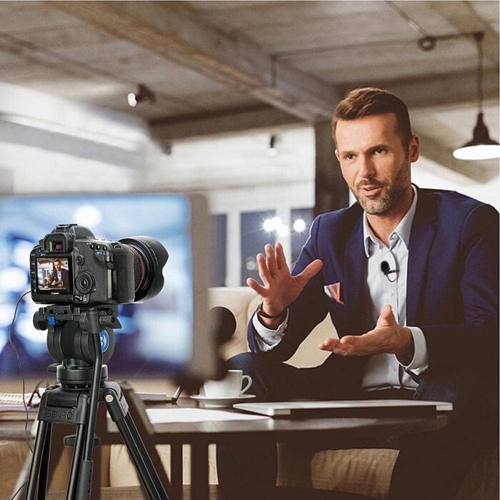 BOYA BY-M1 Металевий кліп-мікрофон 3.5mm для смартфонів, DSLR, відеокамер, аудіорекордерів та ПК (з вітрозахистом)