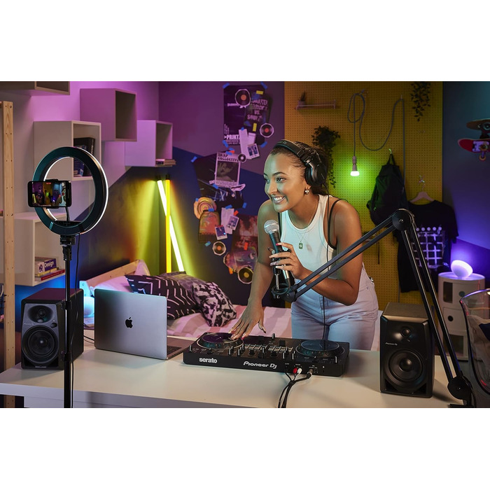DJ контролер Pioneer DJ DDJ-REV1 - професійний контролер для DJ