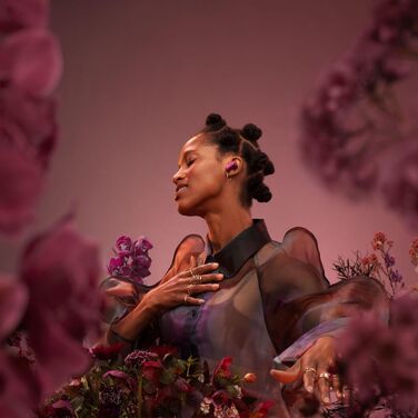 Bose QuietComfort Ultra Bluetooth-навушники (2-ге покоління) - бездротові, з шумозаглушенням, IPX4, до 6 год роботи, глибокий бас, темно-сливовий колір