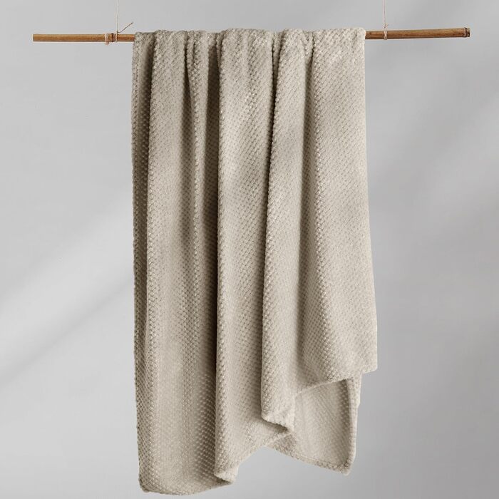 Плед DecoKing 70x150 см, кавовий, мікрофібра, теплий та м'який, скандинавський стиль