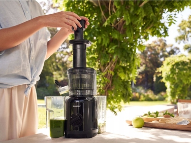 Вертикальна шнекова вижималка Silvercrest Slow Juicer, 300 Вт