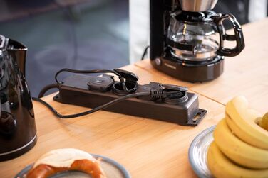 Розподільник розеток Brennenstuhl IP44, 4-фазний, 2м кабель, для будівництва та зовнішнього використання, чорний