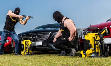 Мийка високого тиску Riwall KOX250M L7 250barEW + піноутворювач + щітка для тротуарної плитки