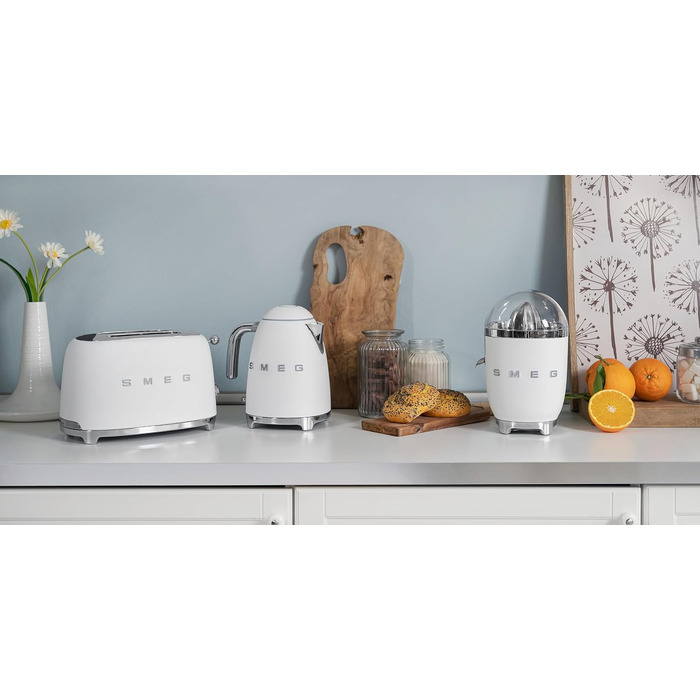 Електрична соковижималка для цитрусових Smeg CJF01PGEU, ручний прес, універсальний конус, 70 Вт, матовий білий