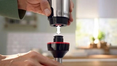 Погружний блендер Bosch ErgoMaster MSM6M620 1000 Вт з подрібнювачем QuattroBlade