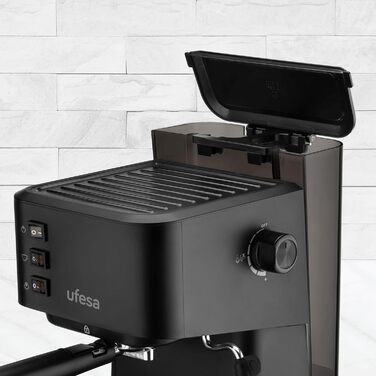 Ufesa Sienna Espresso Machine and Cappuccino Semi-Automatic Machine with Milk Frother, 20 Bar Pressure, Digital Touch Panel, 1360W, for Coffee Grounds or ESE Pads, 0.9L Water Tank, Silver (1050W | BLACK)