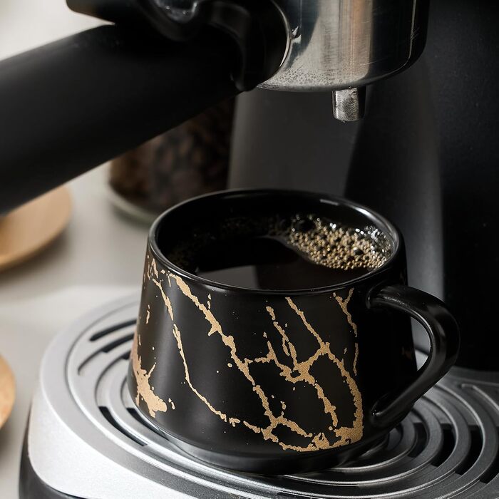 Набір кавових чашок з блюдцями LUKA, 6 шт., 118 мл, порцеляна, для еспресо, лате, кави, мокко, чаю, смугастий дизайн, білий та чорний колір