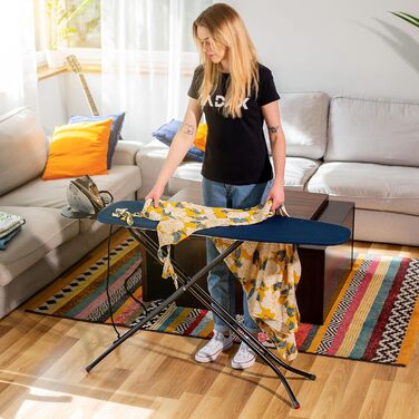 Прасувальна дошка KADAX 110x30 см, складна, з регульованою висотою, для дому, Made in EU (Темно-синій)