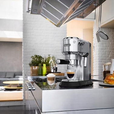 Ріжкова кавомашина De'Longhi EC 685.M, 1350 Вт, сріблястий/сірий