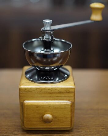Кавомолка Hario MM-2 коричнева, механічна, компактна