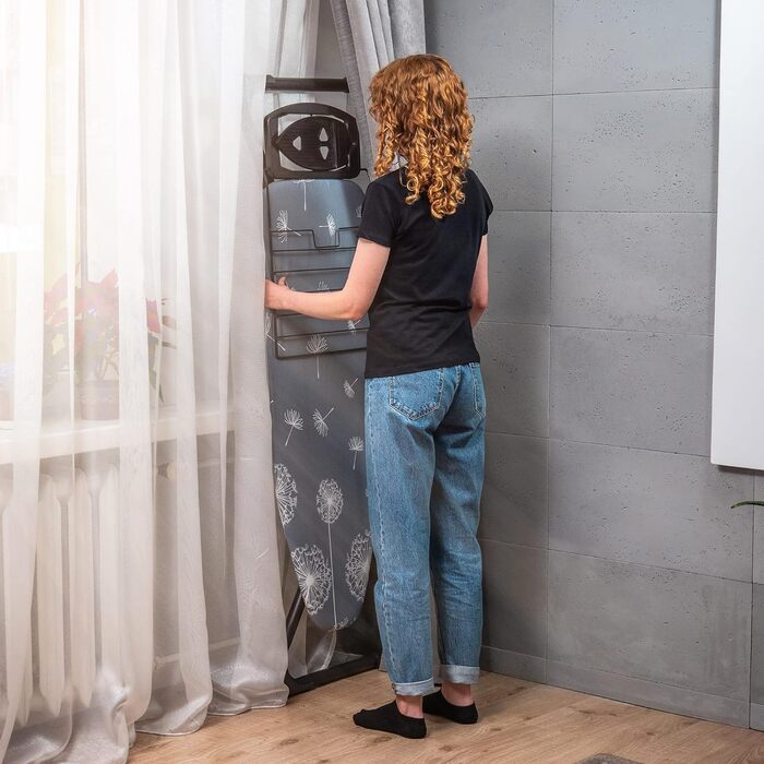 Прасувальна дошка KADAX з висувною полицею, 120x42 см, регульована висота, антиковзні ніжки (Зелений/Темно-синій)