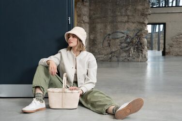 Сумка-шопер Reisenthel Carrybag XS – Стабільний шопер XS формату з практичною внутрішньою кишенею – Елегантний та водовідштовхувальний дизайн (Teddy Sand)