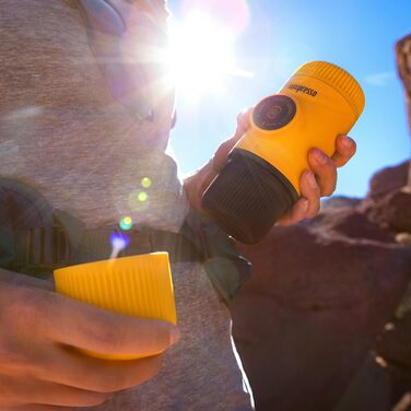 WACACO Nanopresso: портативна кавомашина для еспресо, 18 Bar, ручне керування, для подорожей та кемпінгу, жовта