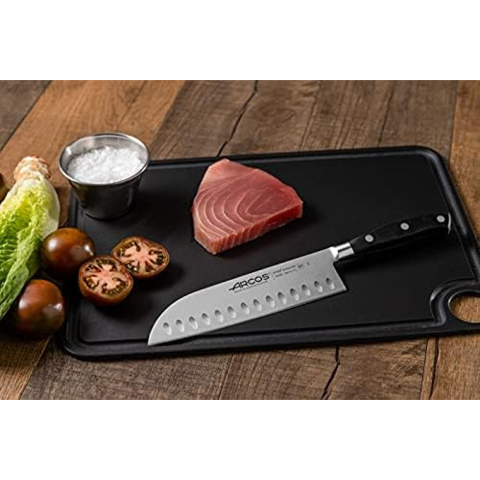 Ніж Santoku Arcos Riviera 180 мм з нержавіючої сталі з титаном, чорний | Іспанський ніж для кухні