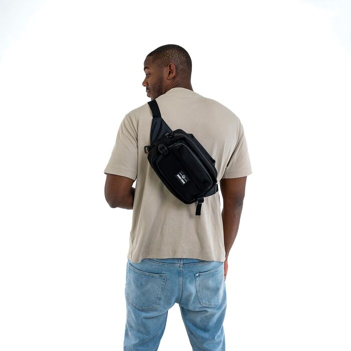 Гермопоясна сумка Johnny Urban Travis - велика, водонепроникна, для подорожей та активного відпочинку (бежева/чорна)