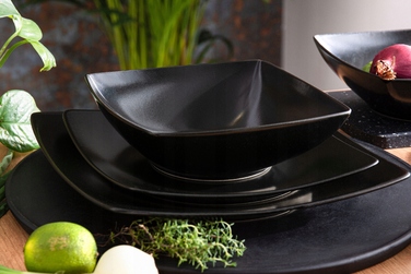 Обідній сервіз Konsimo EPIRI, 18 предметів