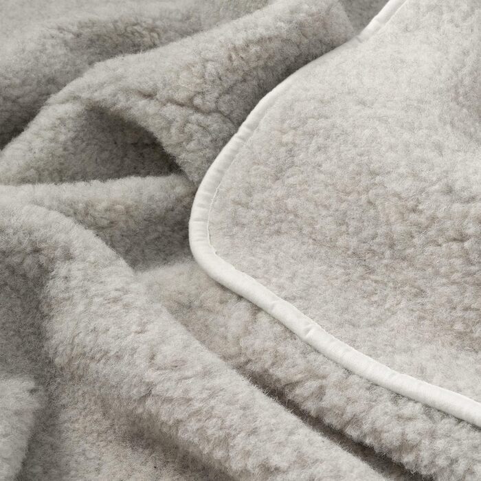 Плед з мериносової вовни, 240x200 см - теплий та м'який плед з 100% мериносової вовни, великий та пухнастий, вага 500 г/м², дихаючий матеріал, сірий колір