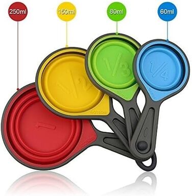 leepiya Measuring Cup and Spoon Set, Folding Measuring Cups, 8-Piece Measuring Tool, Engraved Metric / US Markings for Liquid and Dry Measurement, Space-Saving, BPA-Free Silicone